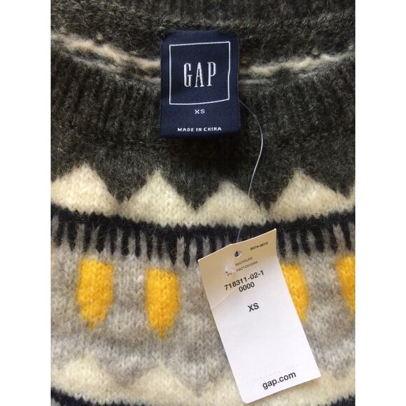 NWT Gap Gray White Circular Fair Isle Nordic Crewneck Sweater Womens XSmall - Picture 5 of 6